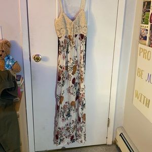 Maxi floral dress